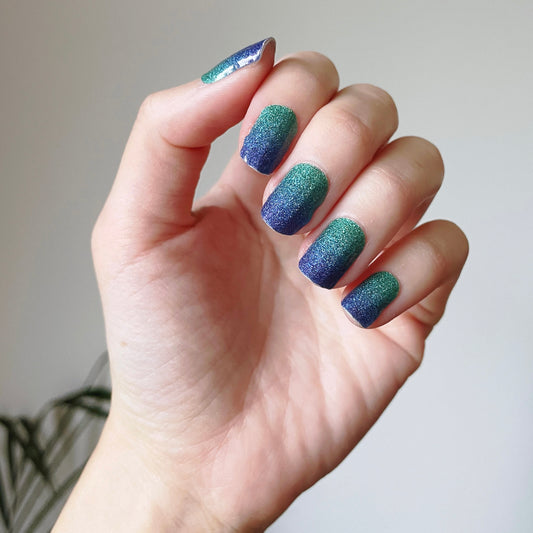 Green-Blue Ombré Shimmer
