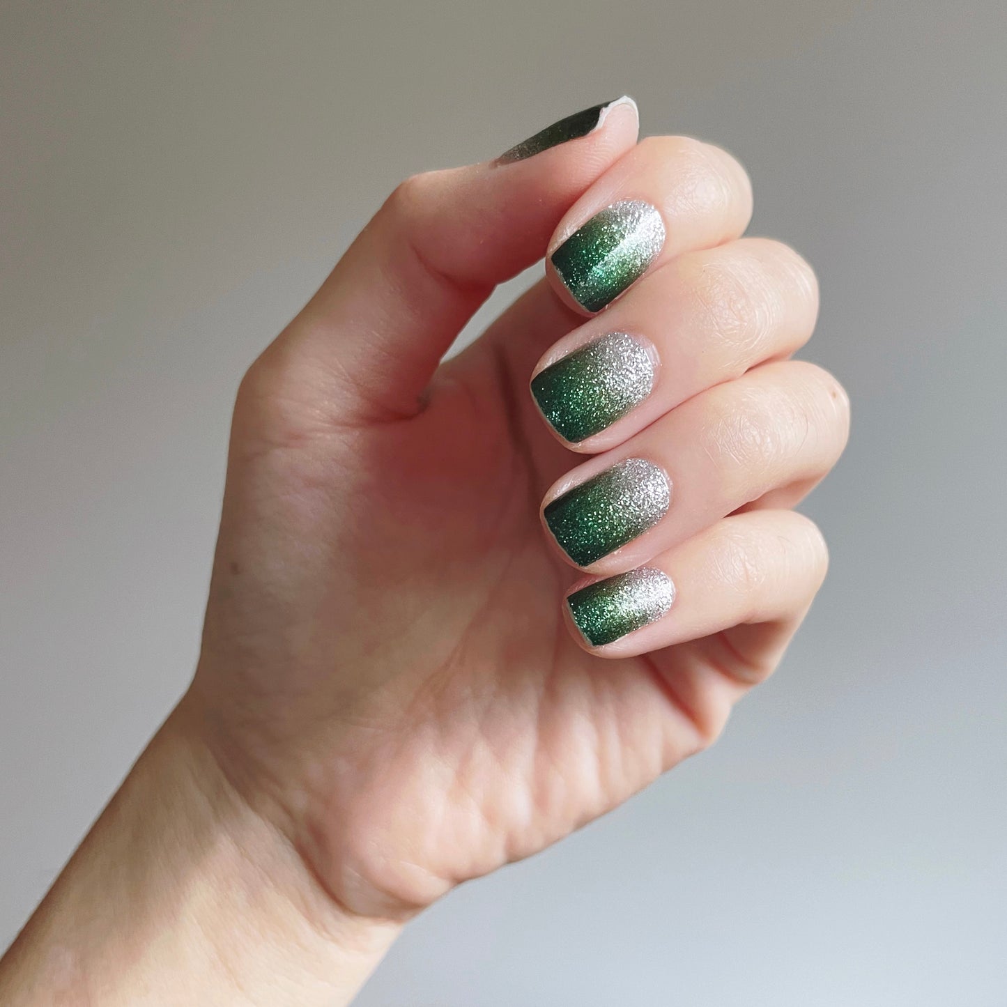 Silver-Green Ombré Shimmer